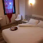 La Tour Des Hotel