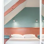La Tour Des Hotel 2*