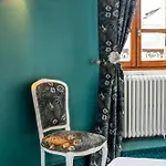 Hotel La Tour Des Mayenne
