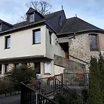 La Tour Des Hotel 2*