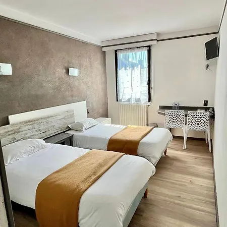 La Tour Des Майенн