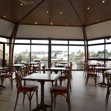 La Tour Des 2* Майенн