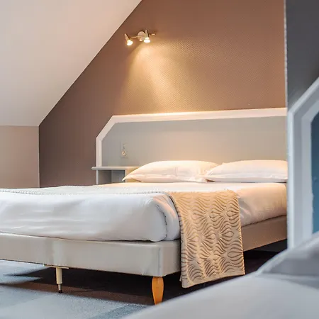 La Tour Des Hotel 2*