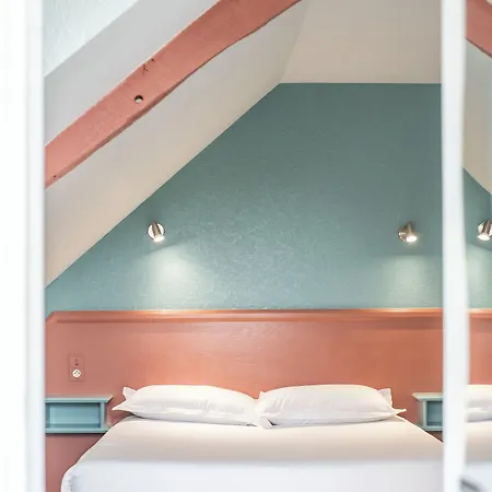 Hotel La Tour Des