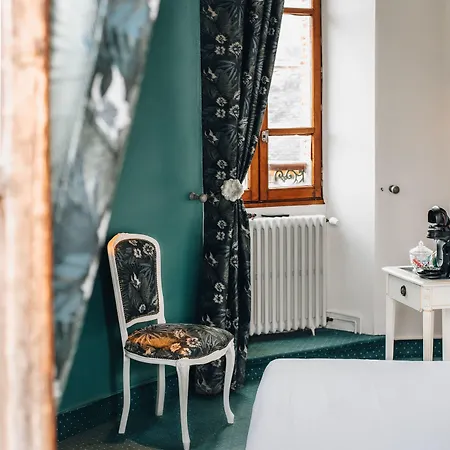 La Tour Des Hotel