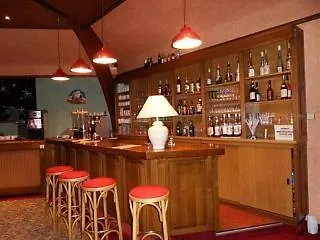英塔酒店 酒店