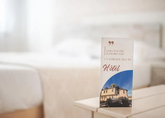 La Tour Des Hotel Mayenne