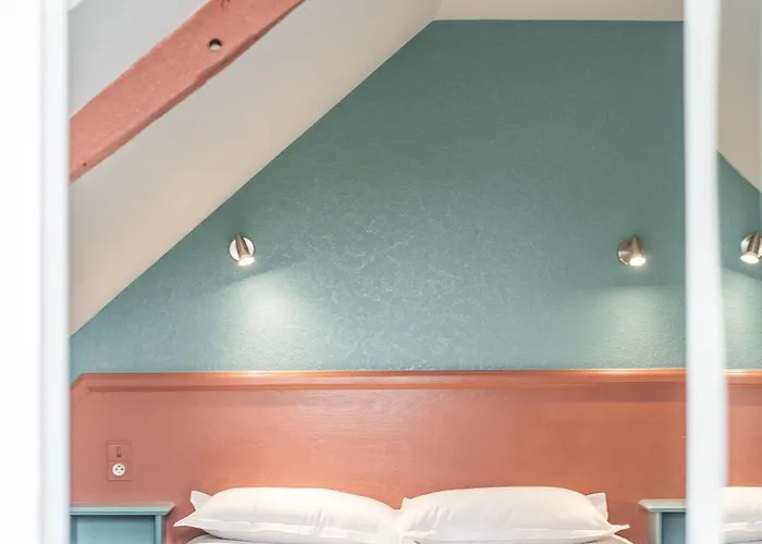 La Tour Des Hotel 2*